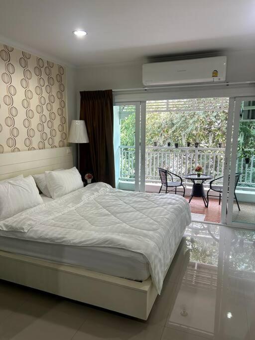 Baan Klang Condo In Central HHQ Exterior foto